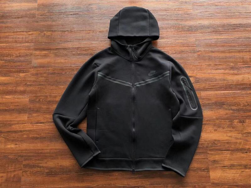 Nike Tech Fleece Black Set