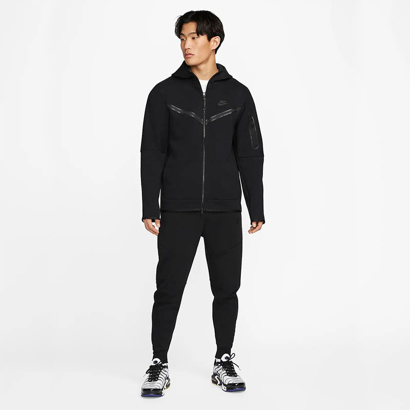 Nike Tech Fleece Black Set